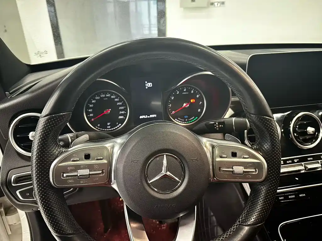 MERCEDES-BENZ C CLASS