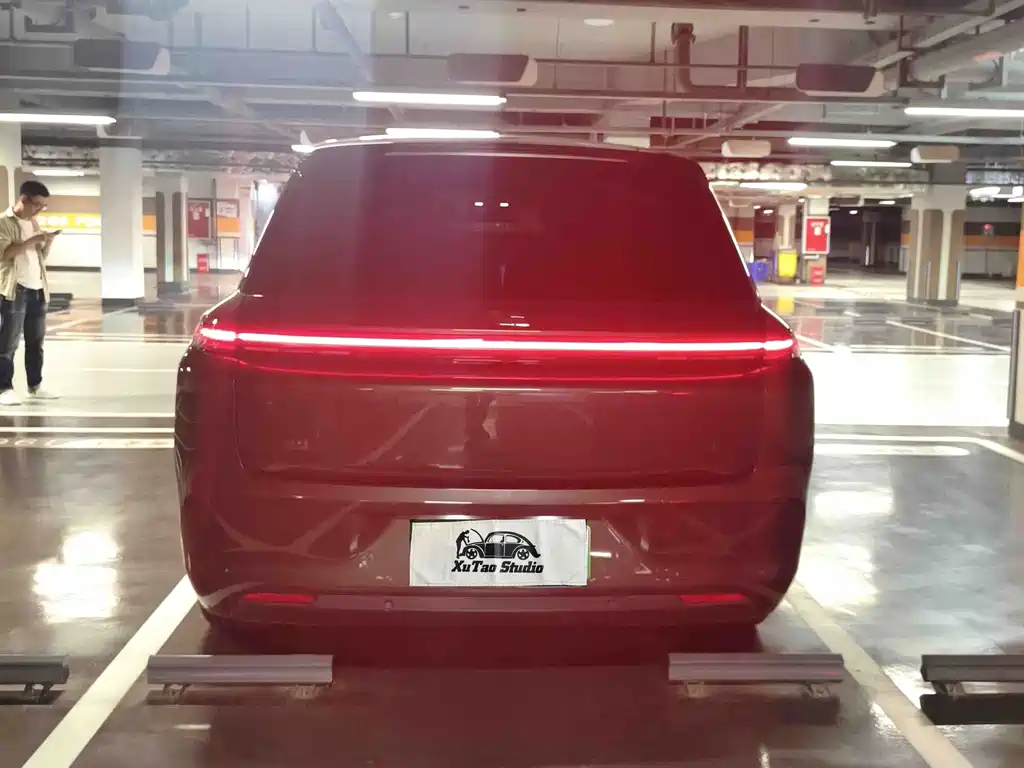 Li Auto Li L8 — миниатюра 3