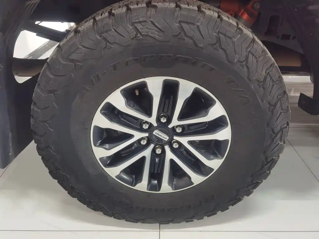 Ford F-150 Raptor — миниатюра 24