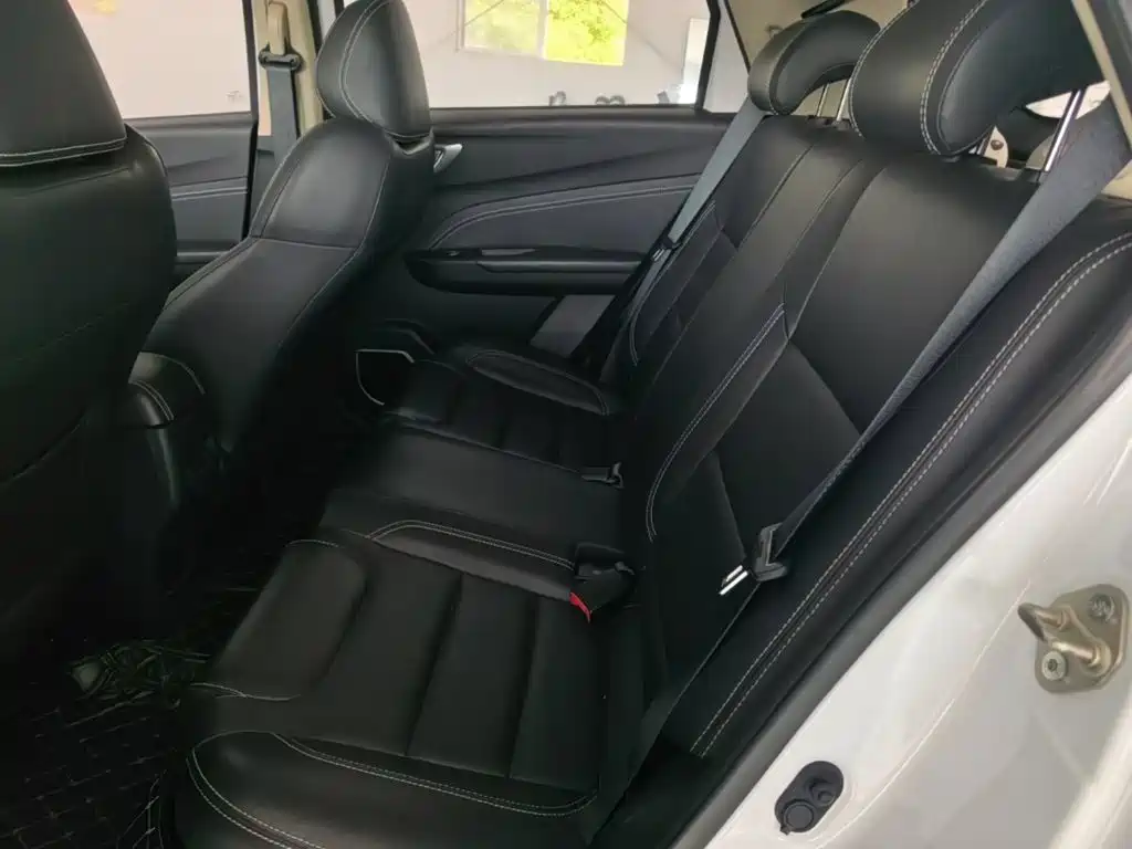 Geely Vision X3 — миниатюра 17