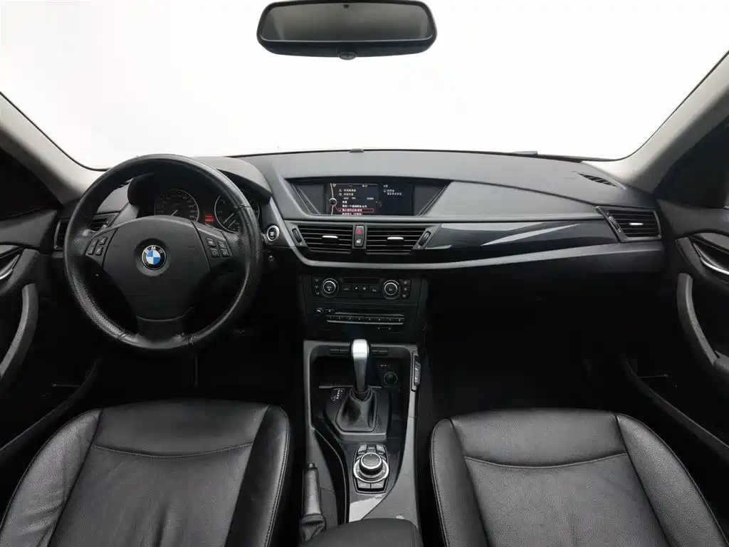 BMW X1 2010 sDrive18i Luxury