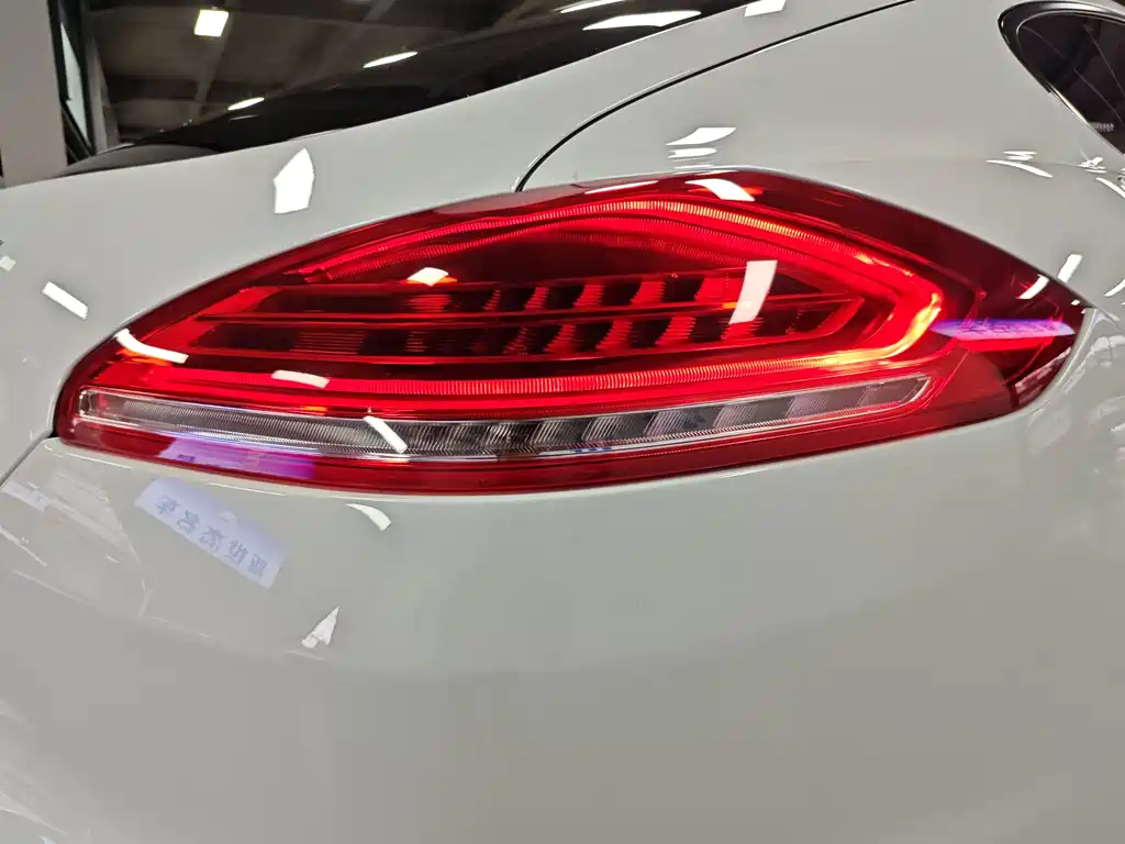 Porsche Panamera — миниатюра 17