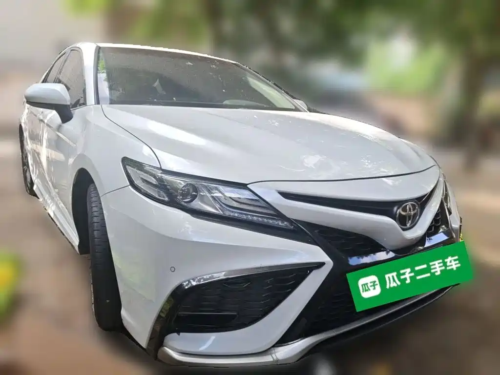 Toyota Camry — миниатюра 24