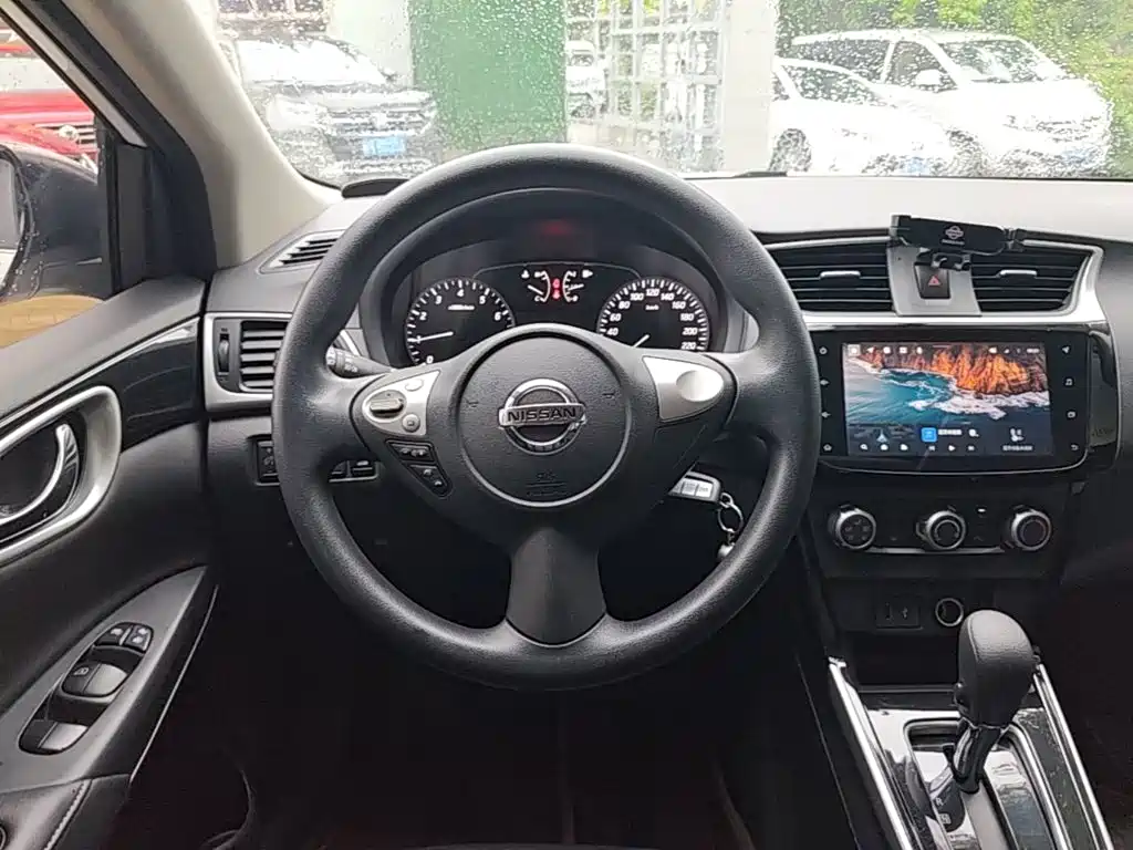 Nissan Sylphy — миниатюра 11