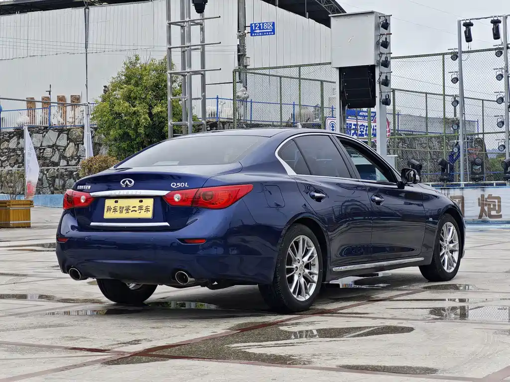 Infiniti Q50L — миниатюра 6
