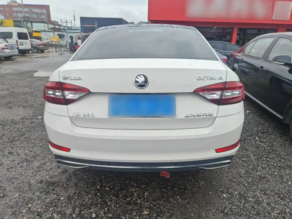 Skoda Octavia — миниатюра 6