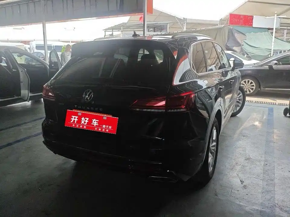 Volkswagen Touareg 2021 2.0TSI