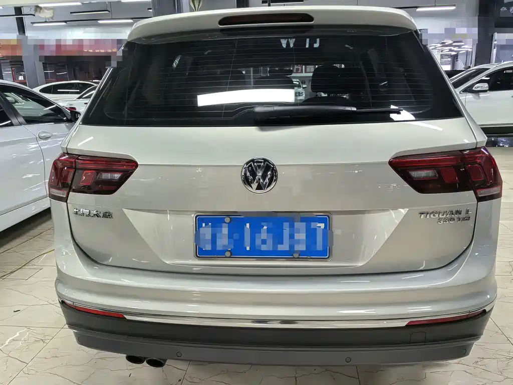 Volkswagen Tiguan L — миниатюра 5