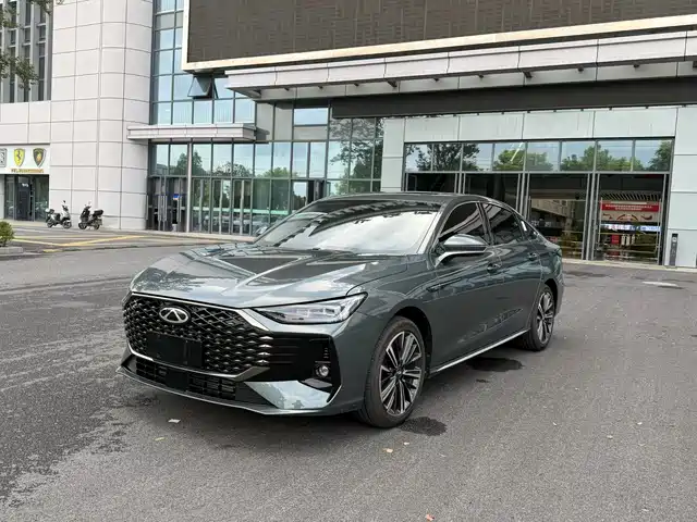 Chery Arrizo 8