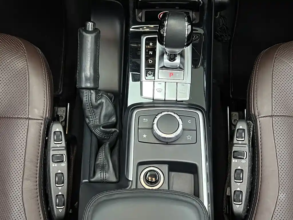 Mercedes-Benz G-Class — миниатюра 23