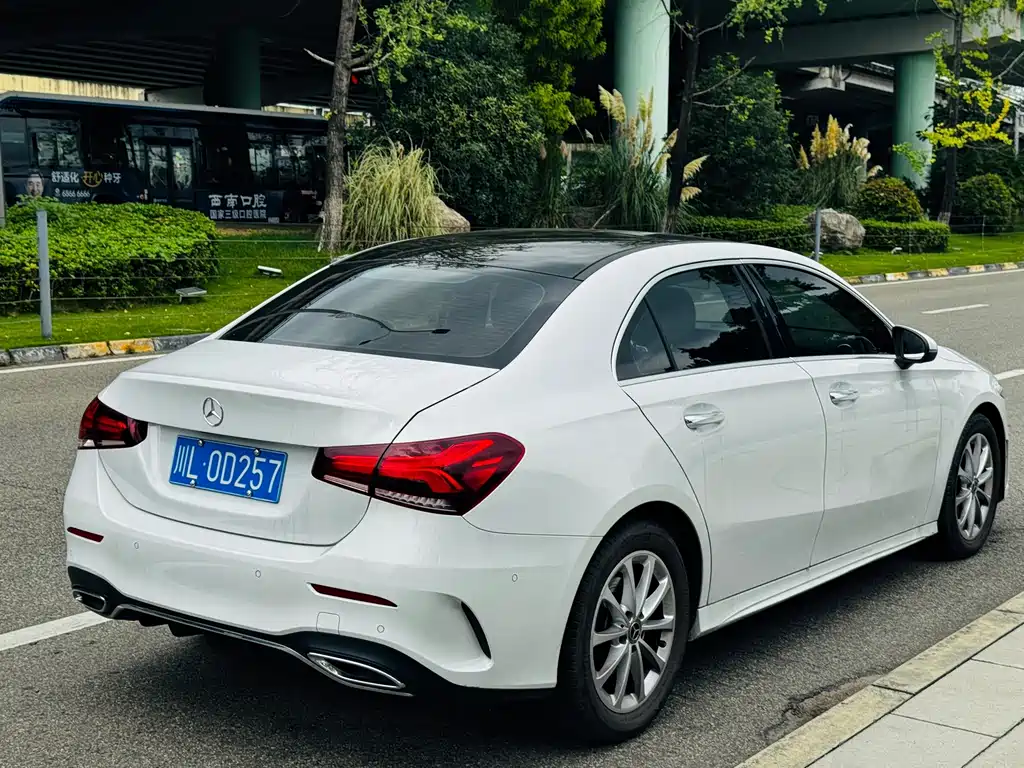 Mercedes-Benz A-Class — миниатюра 9