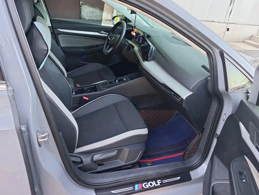 Volkswagen Golf — миниатюра 8