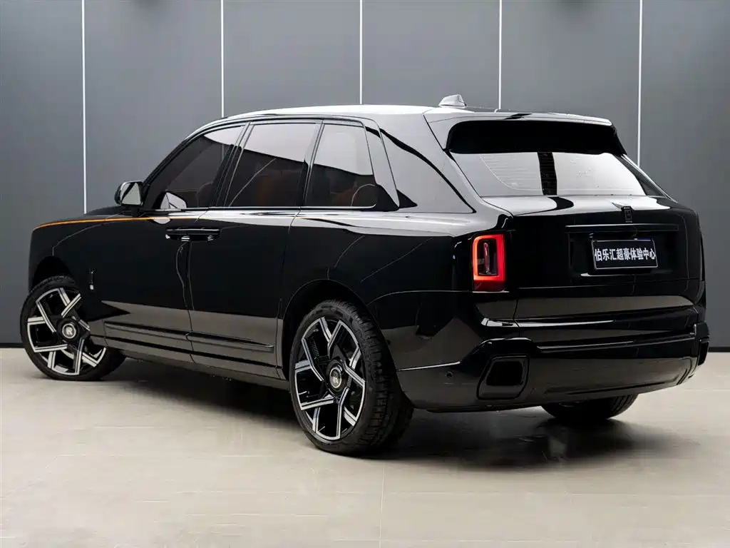 ROLLS-ROYCE CULLINAN