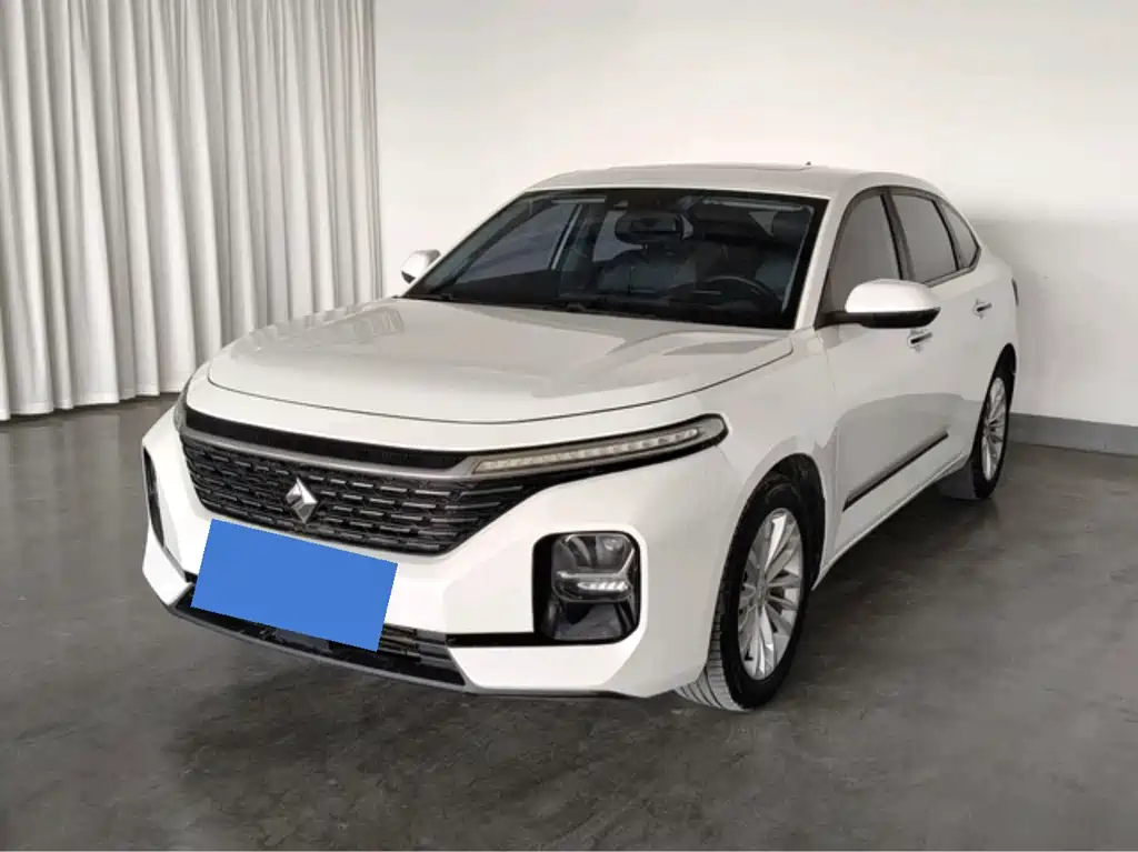 Baojun RC-5 2020 1.5T CVT Smart Shine Luxury Type