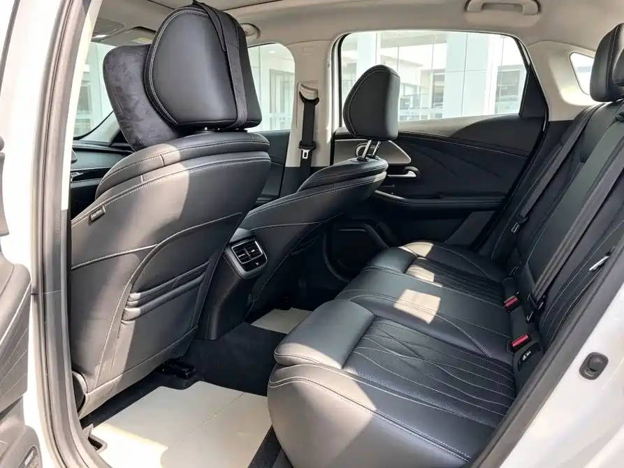 Chery Arrizo 8 — миниатюра 5