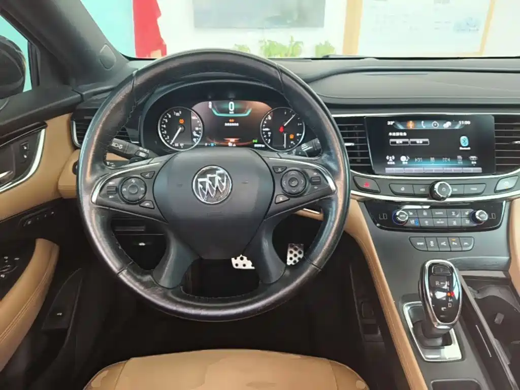 Buick LaCrosse — миниатюра 7