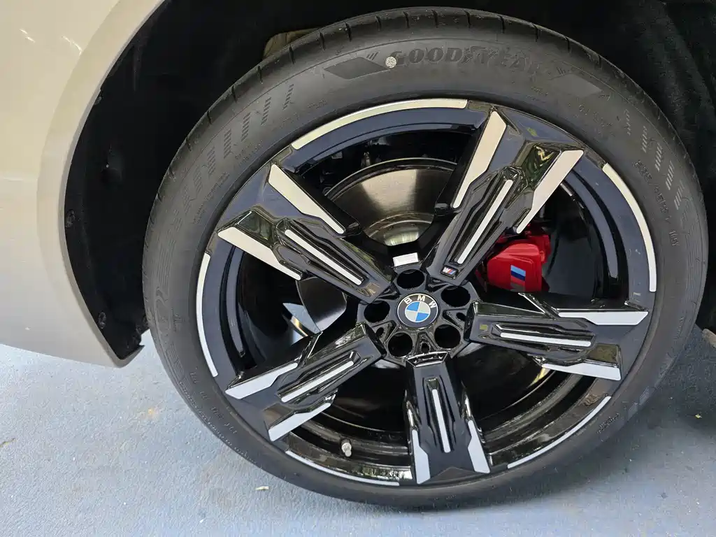 BMW X3 M50 — миниатюра 12