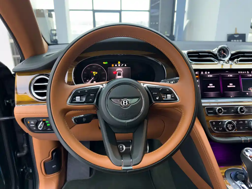 Bentley Bentayga — миниатюра 21