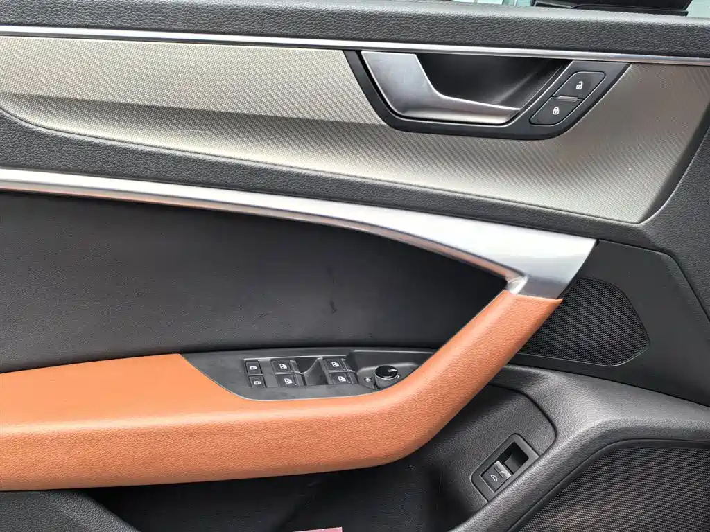 Audi A6L — миниатюра 16
