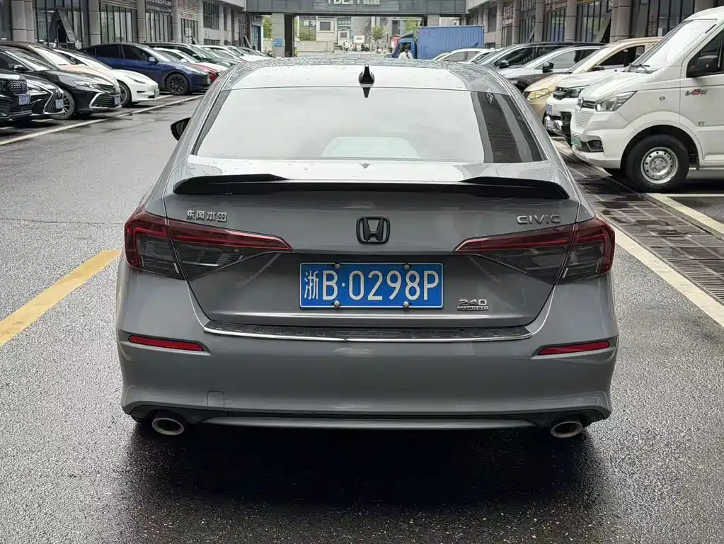 Honda Civic — миниатюра 8