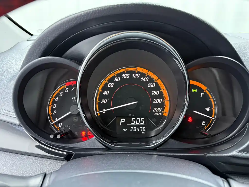 TOYOTA YARIS L ZHIXUAN