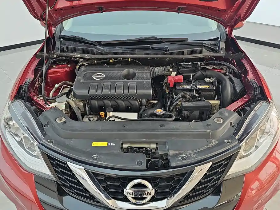 Nissan Tiida — миниатюра 10