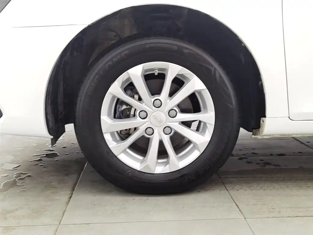 GEELY AUTOMOBILE EMGRAND