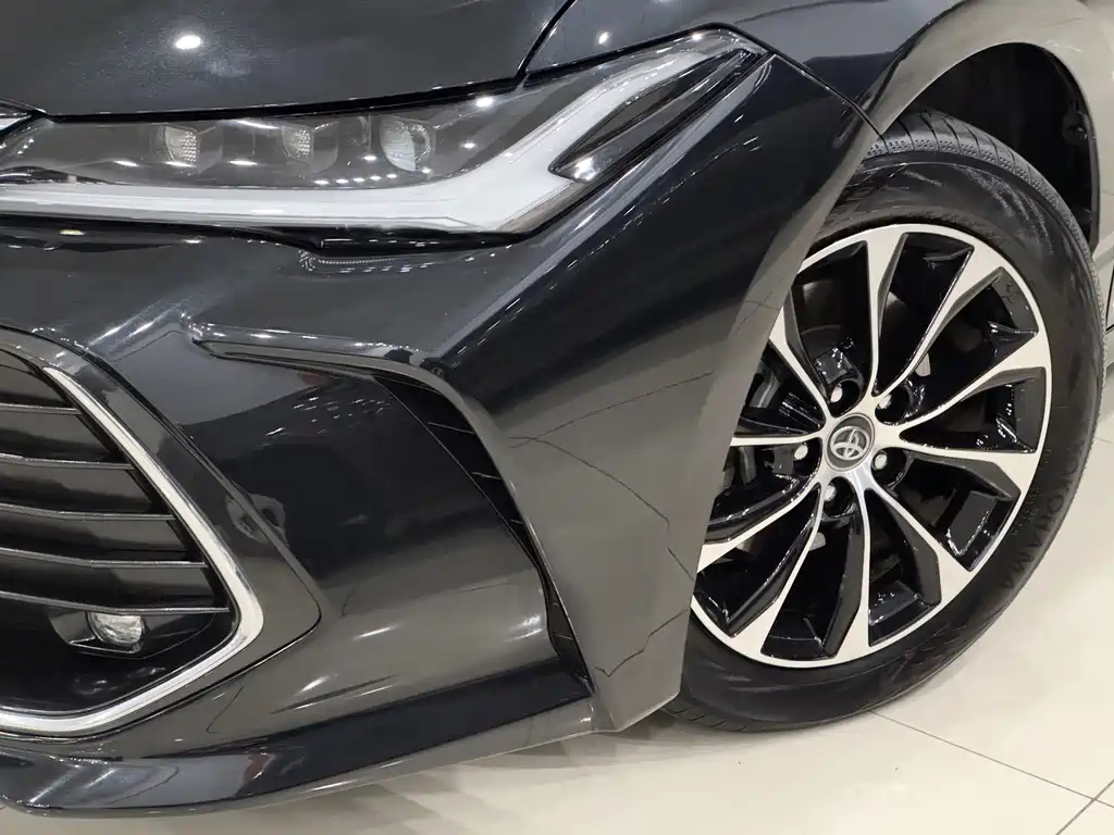 Toyota Avalon — миниатюра 31