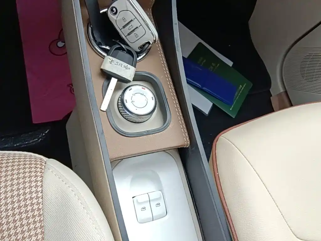 Wuling MINIEV — миниатюра 14