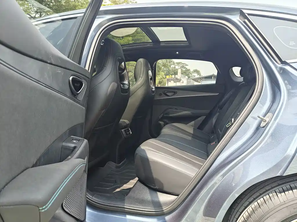 BYD SEAL 06 NEW ENERGY