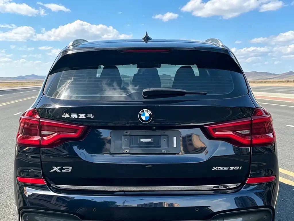 BMW X3 — миниатюра 13