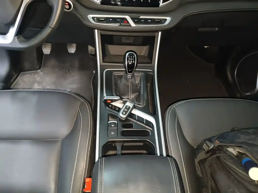 Geely Vision X6 — миниатюра 14