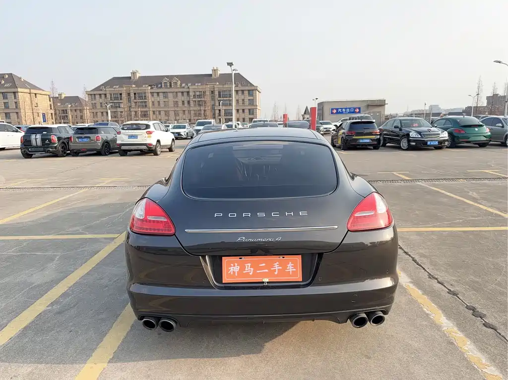 Porsche Panamera — миниатюра 5