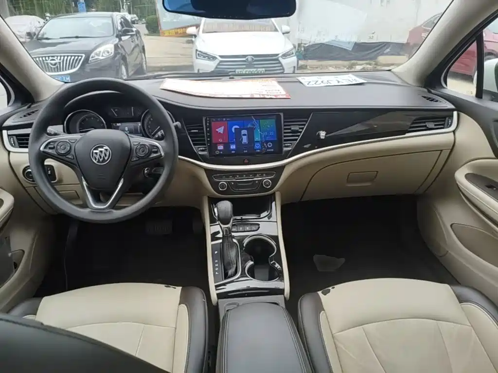 Buick Verano — миниатюра 10