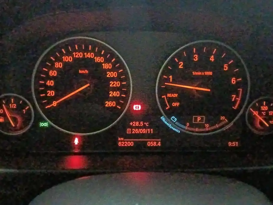 BMW 3 Series — миниатюра 14