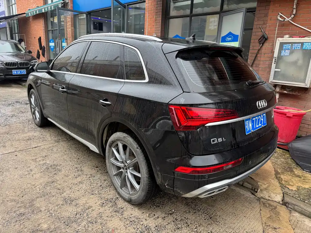 Audi Q5L — миниатюра 7