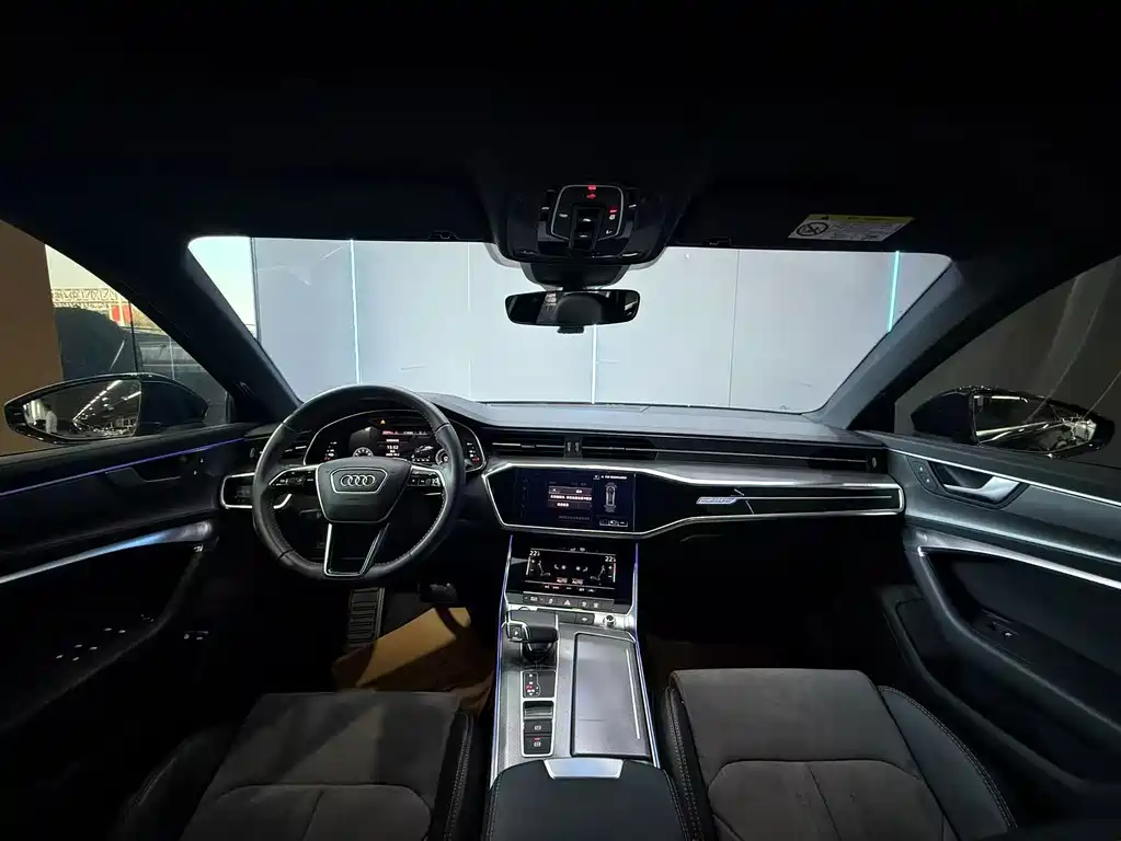 Audi A6L New Energy — миниатюра 10