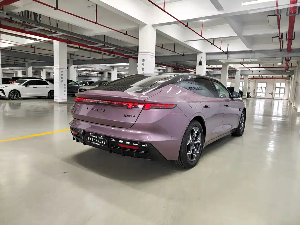 Lynk & Co 10 — миниатюра 6