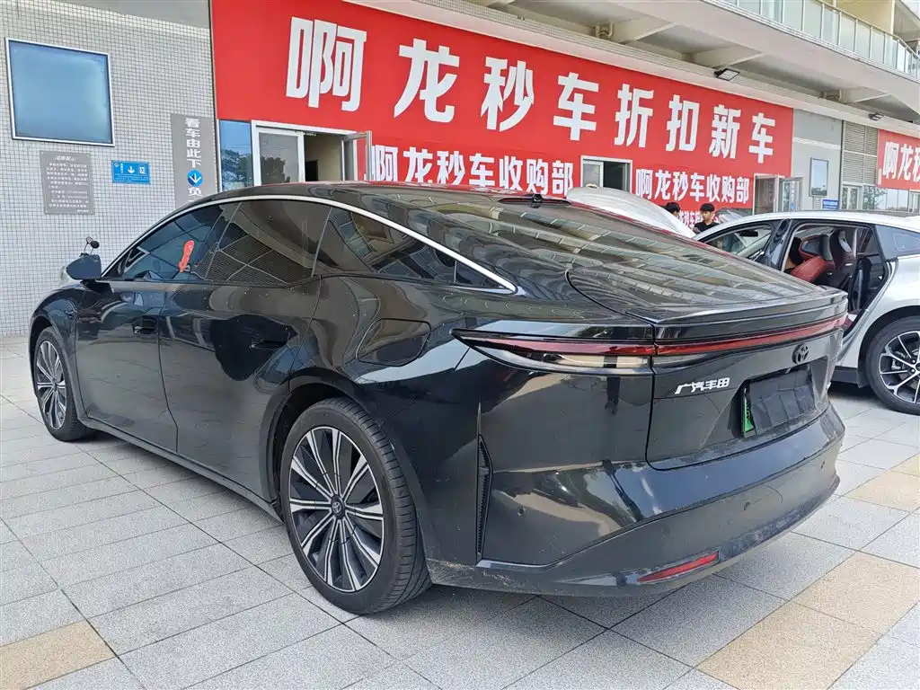 Toyota bZ7 — миниатюра 4