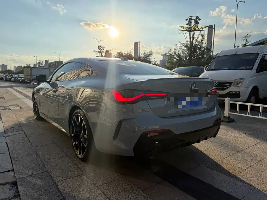 BMW 4 Series — миниатюра 4