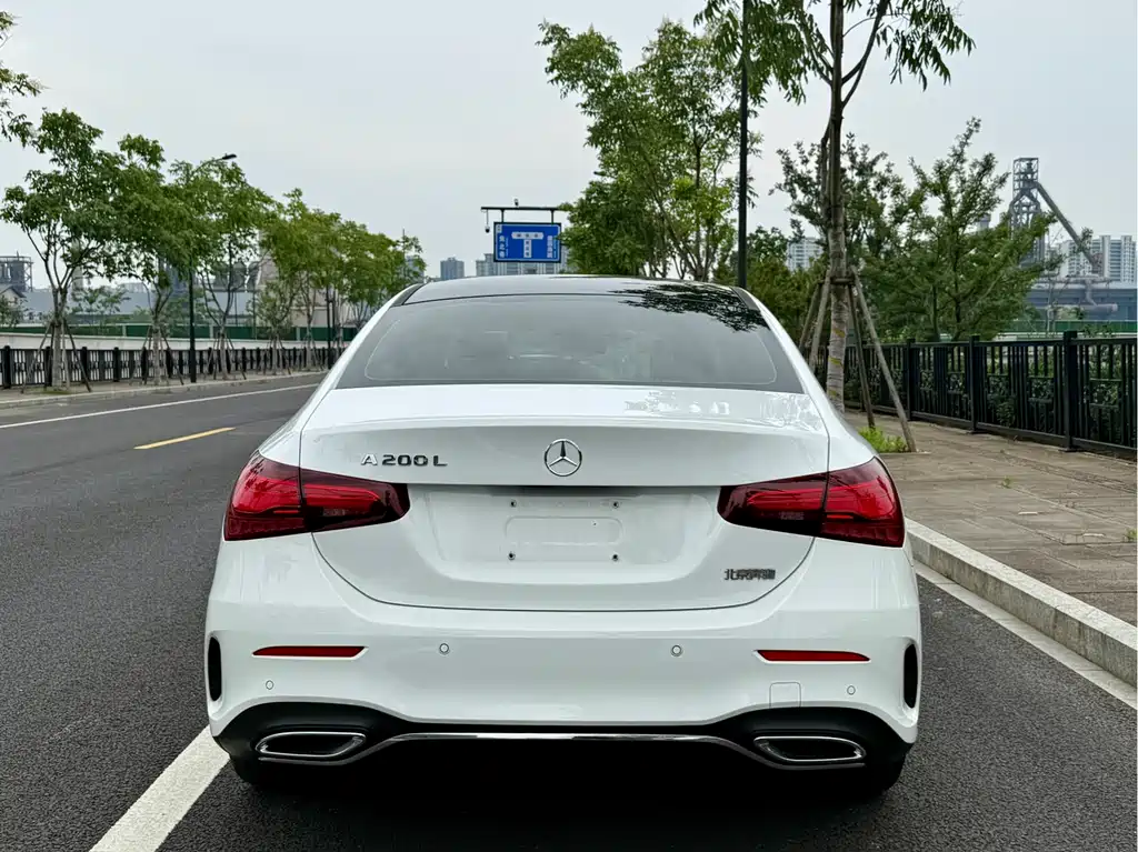 Mercedes-Benz A-Class A 2023 A 200 L Fashion
