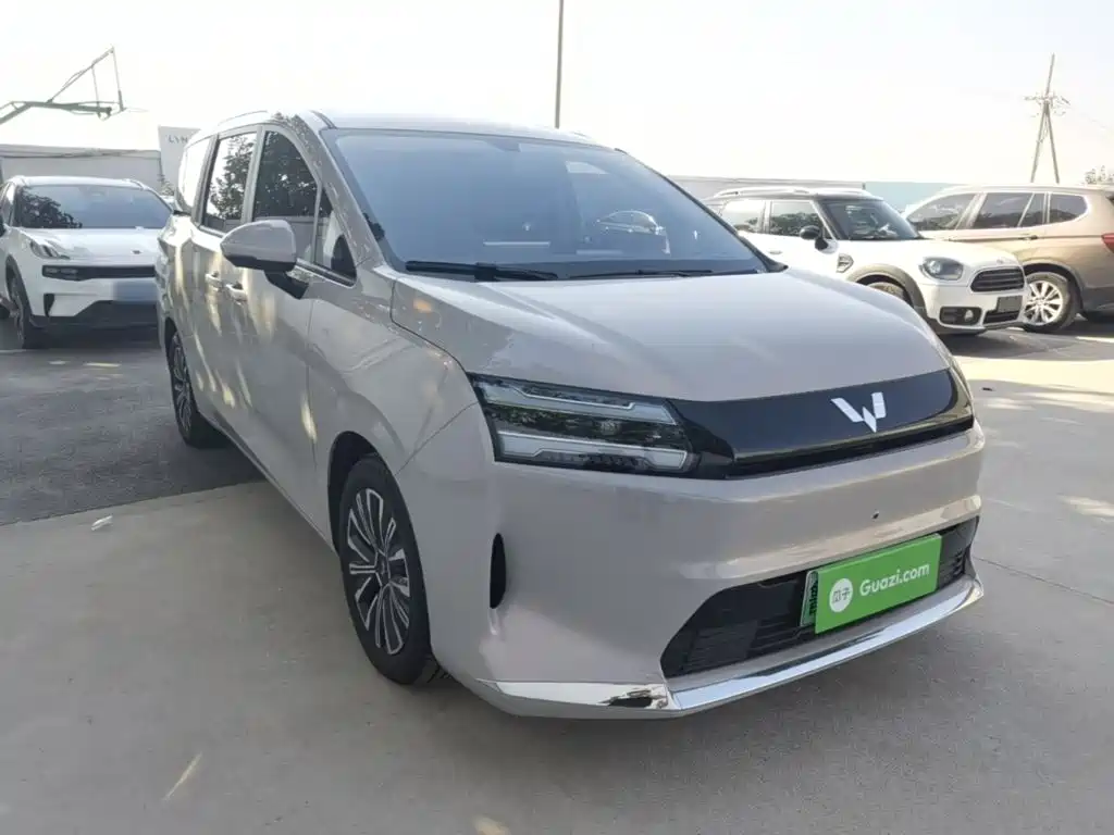 Wuling Xingguang 730 New Energy — миниатюра 4