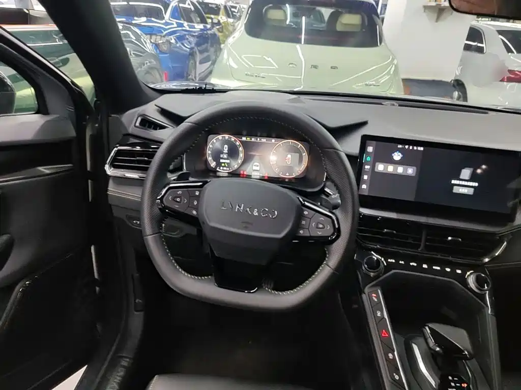 Lynk & Co 06 — миниатюра 11