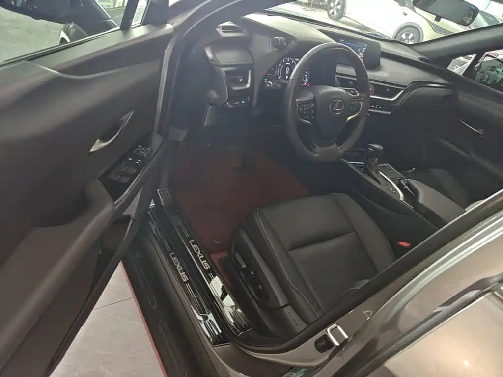 Lexus UX — миниатюра 16
