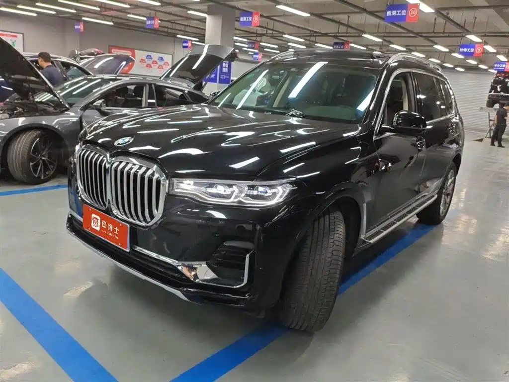 BMW X7 2020 xDrive40i Lead Luxury