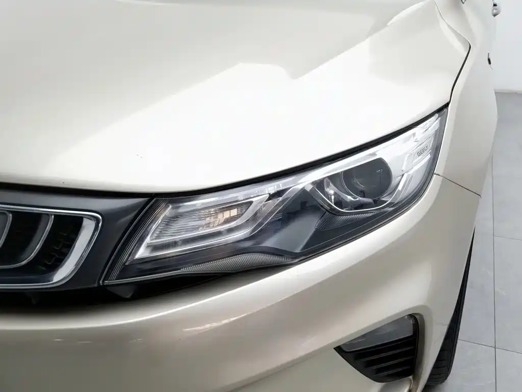 Geely Emgrand GL — миниатюра 7