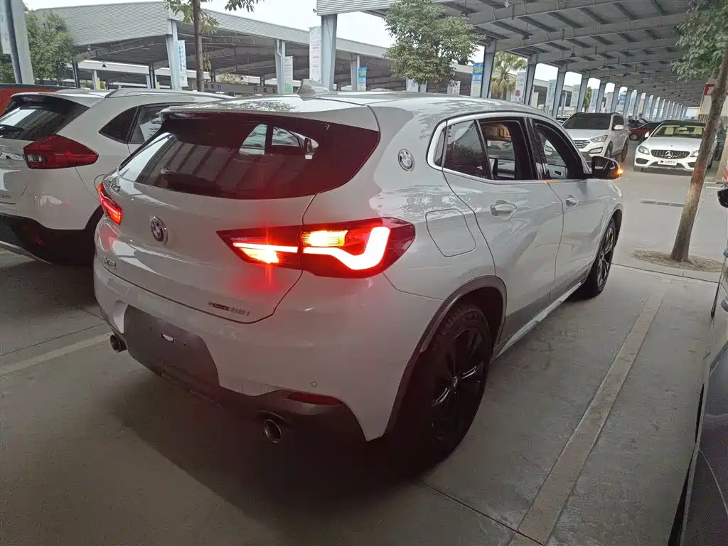 BMW X2 2023 sDrive25i M
