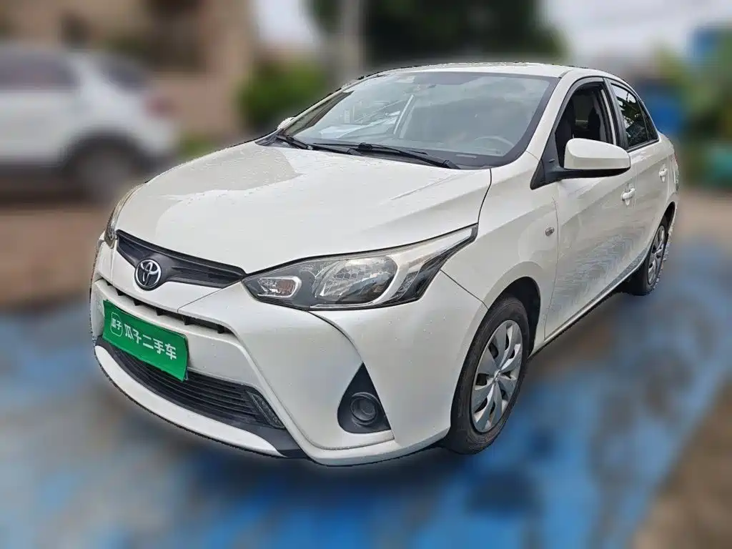 Toyota Yaris L