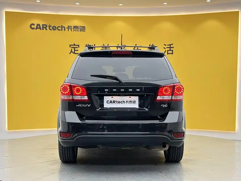 Dodge Journey — миниатюра 4