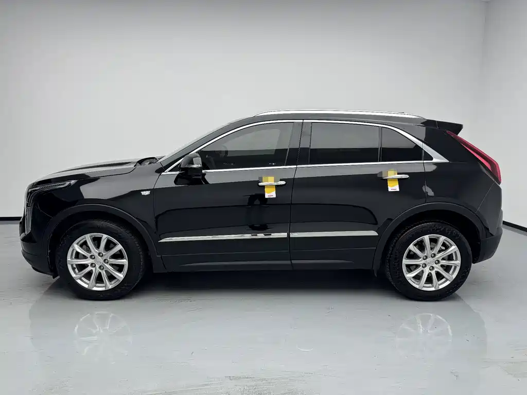 Cadillac XT4 — миниатюра 8